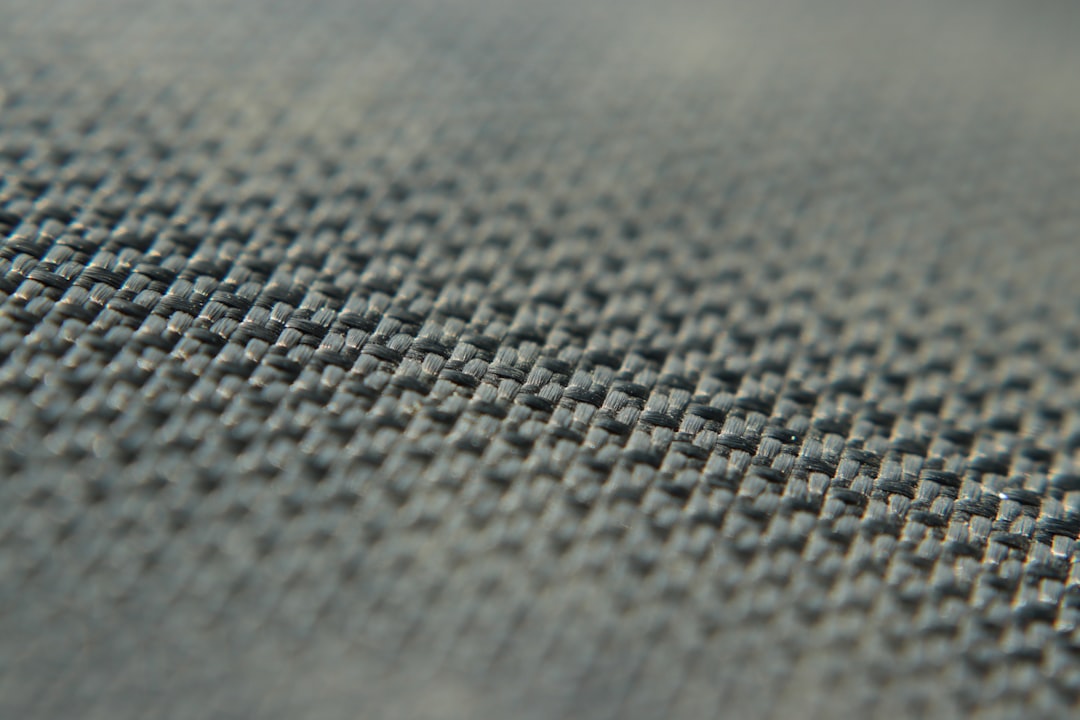 Close-up woven polypropylene material for FIBC seam and stitching selection